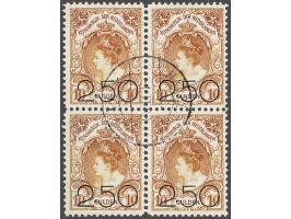 Opruimingsuitgifte 2½ op 10 gulden oranje in blok van 4 met centraal langebalkstempel Haarlem 1-2-1923, pracht ex., cat.w. 75