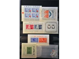 */** with better minisheets, postal history including flight covers, etc. in album, stockbook and folder  