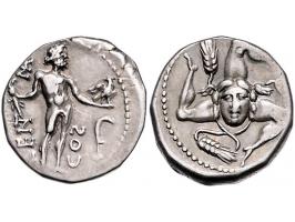 Romeinse munten Cornelia 64. L.Cornelius Lentulus and C.Claudius Marcellus (49 BC) Facing head of Medusa in centre of triskel