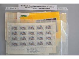 stock 1939-1989 ** including face value about CHF 5000 sorted in glassines in small box