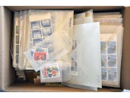 stock 1939-1989 ** including face value about CHF 5000 sorted in glassines in small box