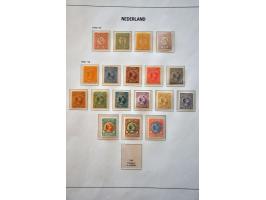 collectie 1852-1979 overwegend */** met beter materiaal o.a nrs. 2, 18, 34-47,100, 104-105,130-131, 237, Van Konijnenburg, En