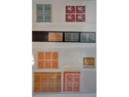 collection 1918-1940 with better stamps, sets and miniature sheets in binder